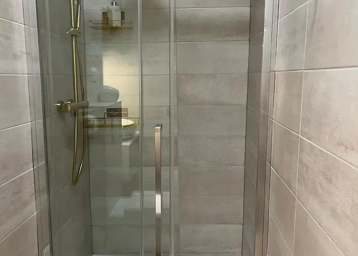 Augusta 2 Apartman *